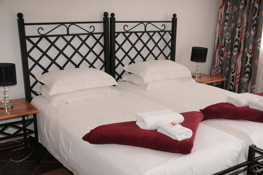 Mount Azimbo Lodge Louis Trichardt Dış mekan fotoğraf