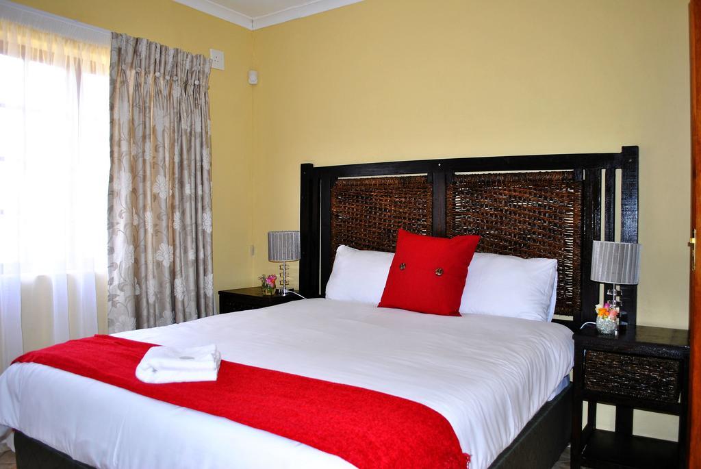 Mount Azimbo Lodge Louis Trichardt Dış mekan fotoğraf