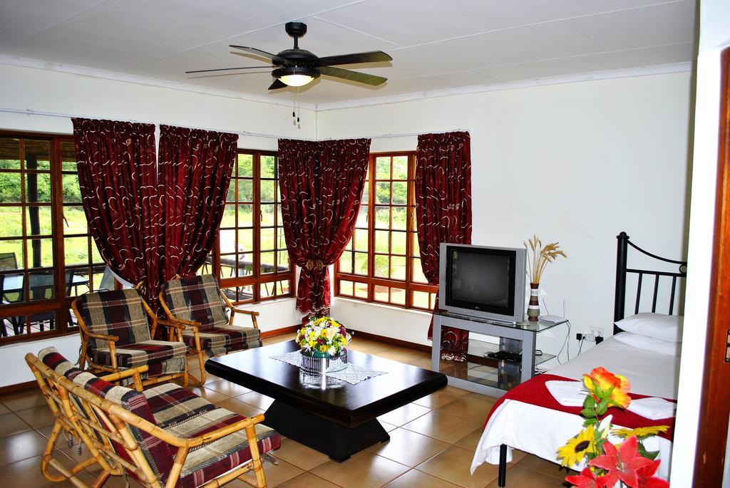 Mount Azimbo Lodge Louis Trichardt Dış mekan fotoğraf